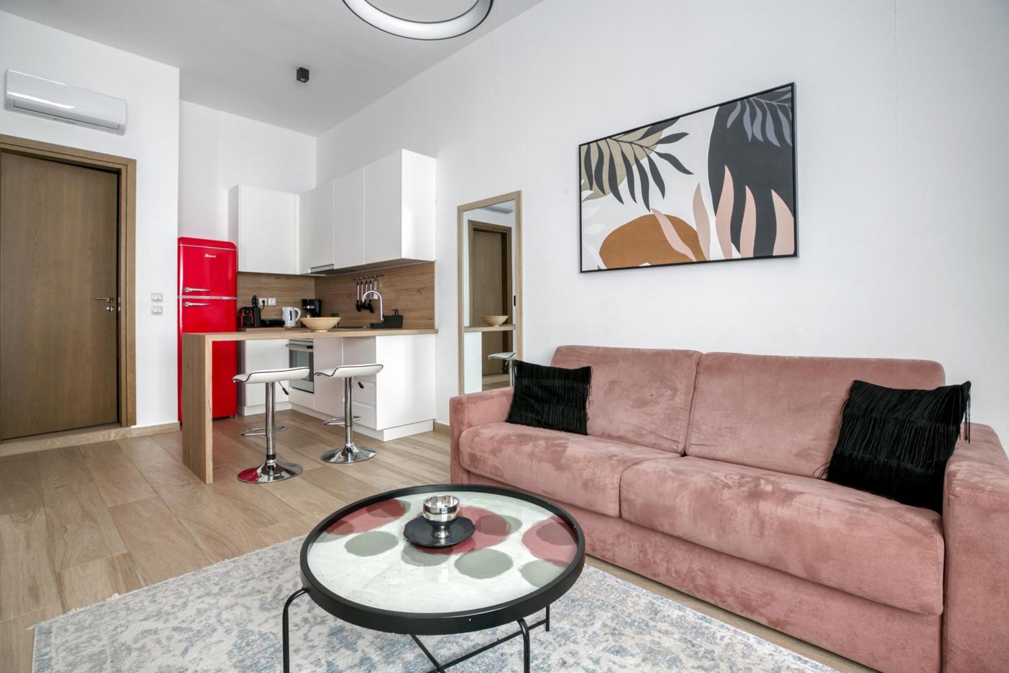 Elia Kolonaki Luxury